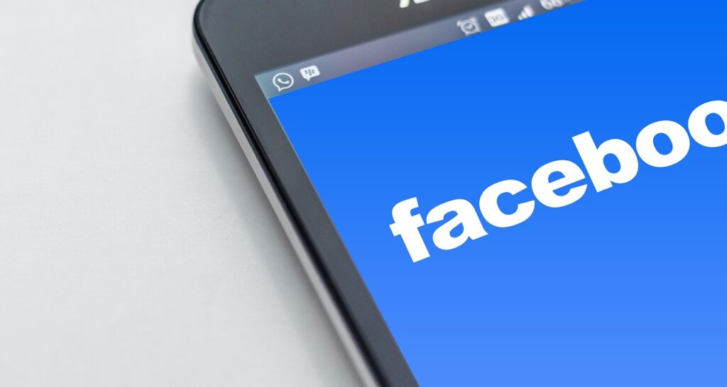 facebook, internet, network, social, social network, google, social networking, networking, social media, website, presentation, multimedia phone, smartphone, phone, business, communication, design, facebook, facebook, facebook, facebook, facebook